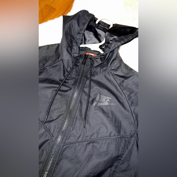 Womens Nike Windrunner Jacket - Picture 5 of 5